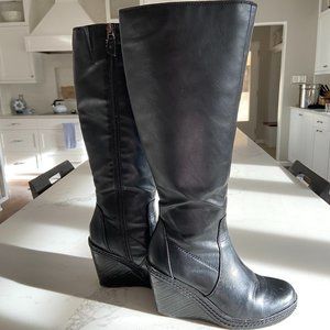 Women's Dr. Scholls Wedge Tall Boot size 7